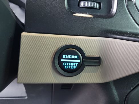 Used 2023 Ford Bronco Wildtrak image 30