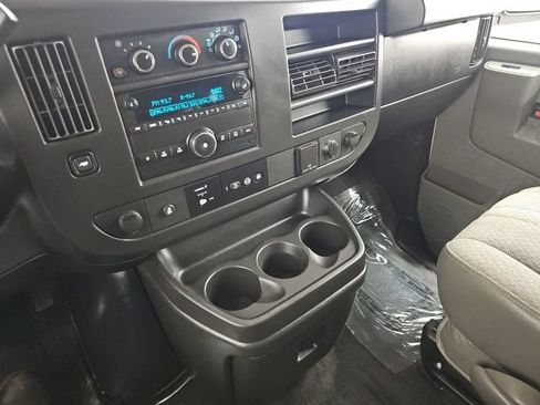 Used 2017 Chevrolet Express 3500 LT w/ LT Preferred Equipment Group RWD image 20