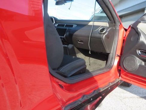 Used 2015 Chevrolet Camaro LS RWD image 17