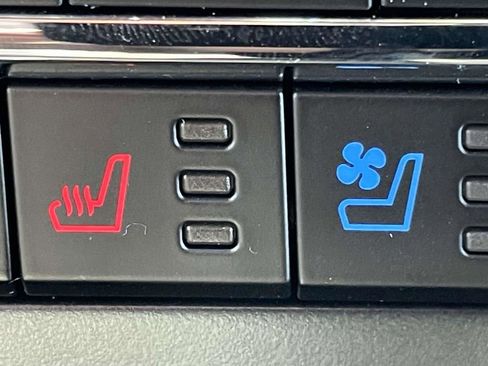 New 2026 Ford F250 Platinum image 19