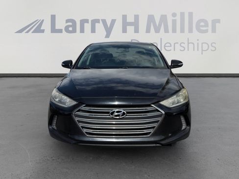 Used 2017 Hyundai Elantra Limited FWD image 8