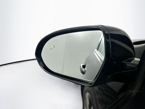 Used 2022 Kia Niro EX Premium FWD image 16