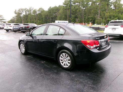 Used 2011 Chevrolet Cruze LS w/ Connectivity Package image 22