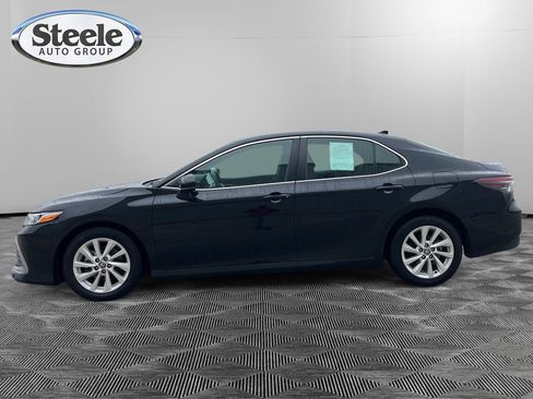 Used 2024 Toyota Camry LE image 2