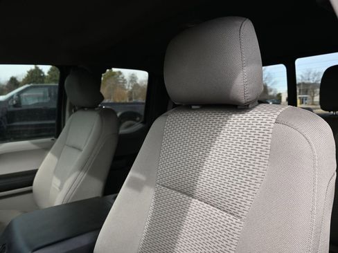 Used 2015 Ford F150 XLT w/ Equipment Group 302A Luxury image 14