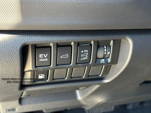 New 2025 Subaru Forester Touring image 17
