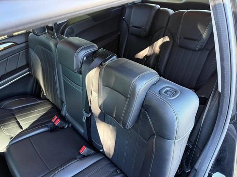 Used 2014 Mercedes-Benz GL 450 4MATIC w/ Lighting Package image 14