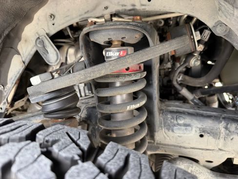 Used 2010 Toyota FJ Cruiser 4WD image 40
