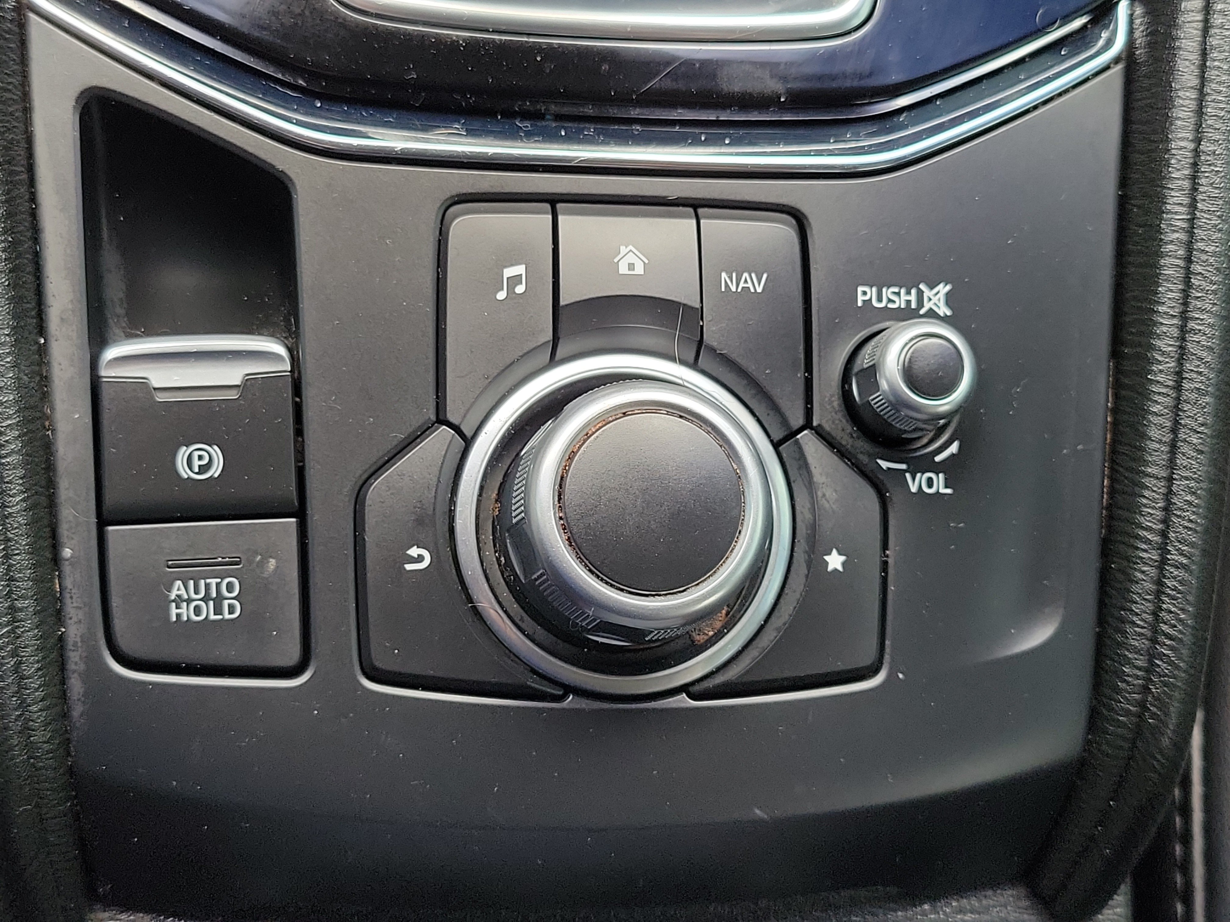 Used 2018 MAZDA CX-5 Touring w/ Preferred Equipment Package FWD image 25
