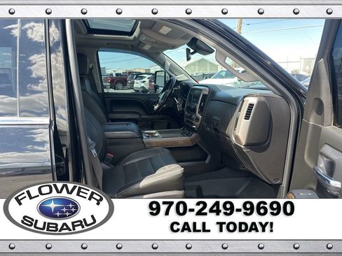 Used 2019 GMC Sierra 3500 Denali w/ Duramax Plus Package AWD/4WD image 10