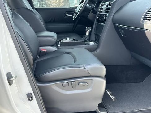 Used 2024 Nissan Armada SL w/ Midnight Edition Package image 14