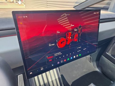Used 2024 Tesla Cybertruck Cyberbeast AWD/4WD image 21