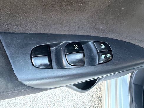 Used 2013 Nissan Sentra SV FWD image 18