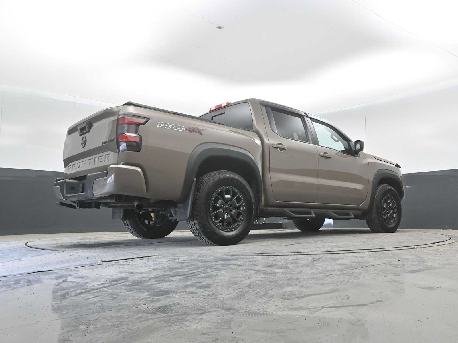 Used 2023 Nissan Frontier PRO-4X w/ Pro-4X Premium Package AWD/4WD image 52