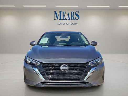 Used 2025 Nissan Sentra SV image 8