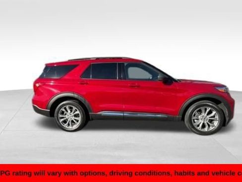 Used 2020 Ford Explorer XLT w/ Equipment Group 202A image 9