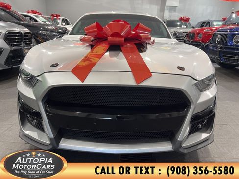Used 2015 Ford Mustang GT Premium w/ Equipment Group 401A RWD image 9
