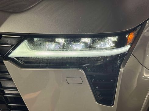 Certified 2025 Lexus GX 550 w/ Accessory Package (2T) AWD/4WD image 11