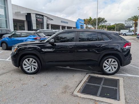 Used 2021 Volkswagen Atlas Cross Sport SE image 4