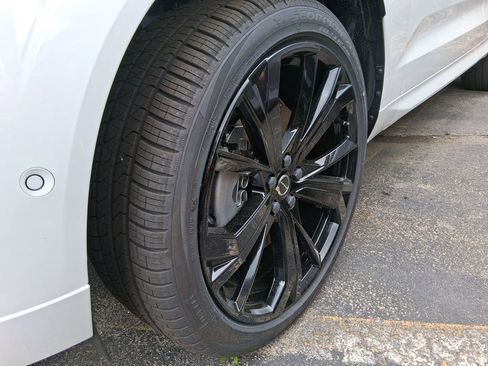 New 2026 Volvo XC60 T8 Ultra w/ Protection Package Premier AWD/4WD image 3