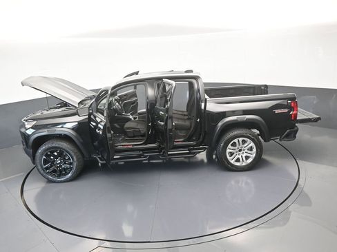 Used 2024 Chevrolet Colorado Trail Boss image 61