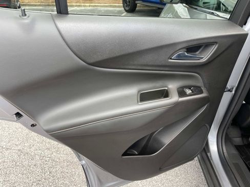 Used 2024 Chevrolet Equinox Premier FWD image 13