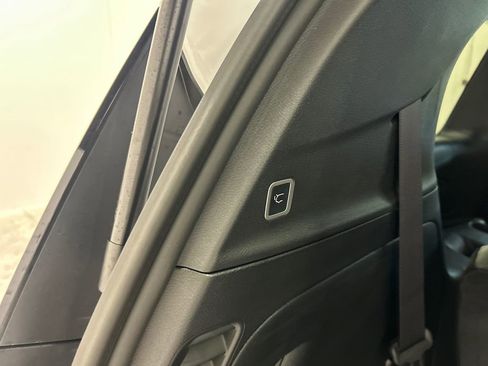 New 2026 Chrysler Pacifica Select image 33