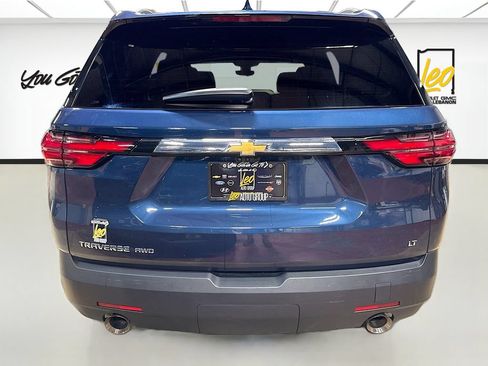 Used 2023 Chevrolet Traverse LT w/ Rear Camera Mirror Package AWD/4WD image 6