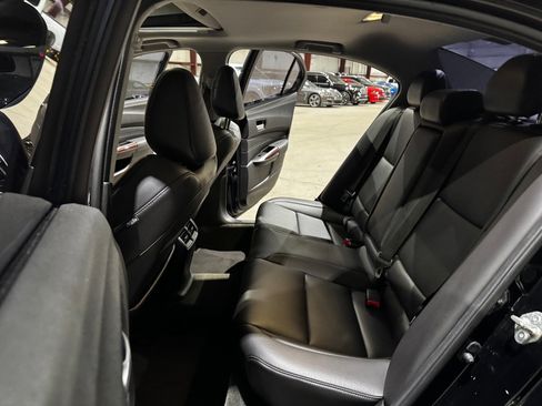 Used 2016 Acura TLX - image 16
