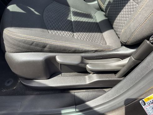 Used 2019 GMC Terrain SLE w/ LPO, Floor Liner Package FWD image 15