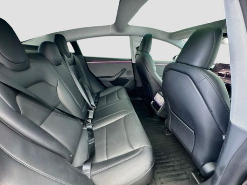 Used 2025 Tesla Model 3 Long Range RWD image 19