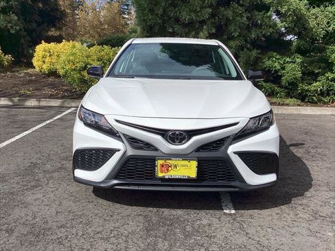 Certified 2023 Toyota Camry SE w/ Convenience Package image 15