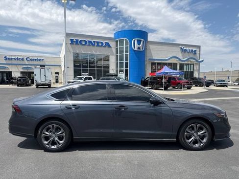 Used 2023 Honda Accord EX image 3