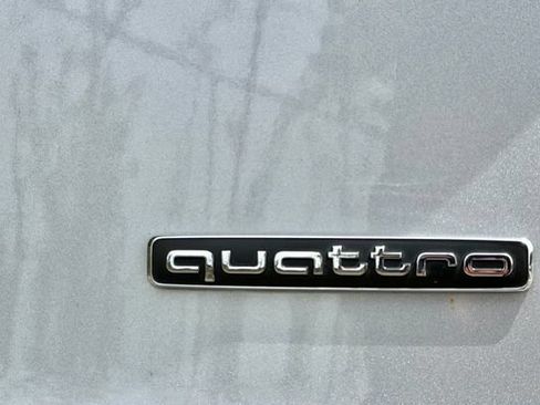 Used 2025 Audi Q5 Prestige w/ Prestige Package AWD/4WD image 16