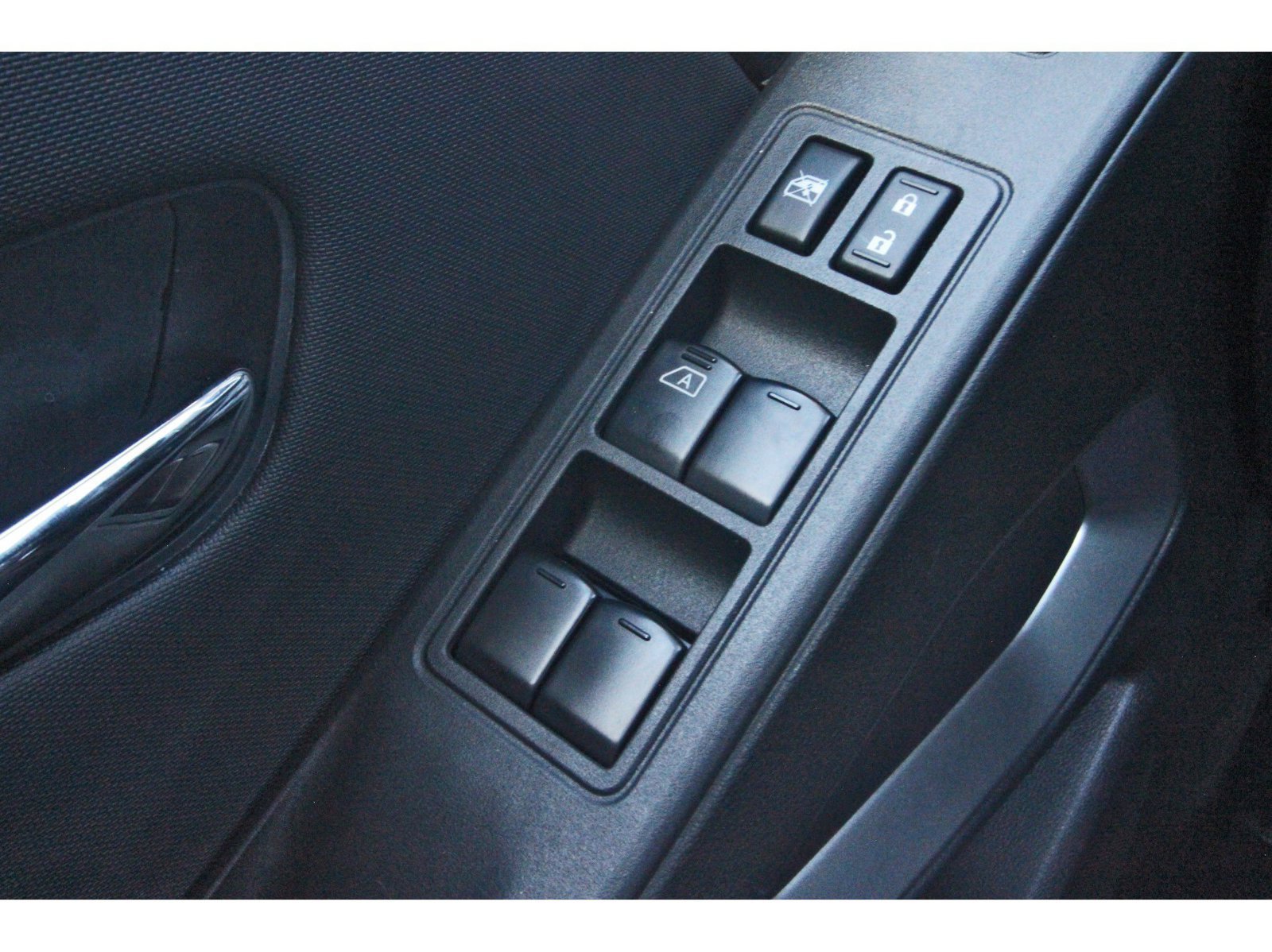 Certified 2024 Nissan Frontier SV AWD/4WD image 24
