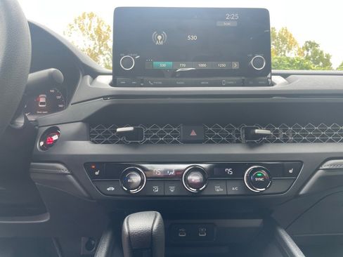 New 2025 Honda Accord SE image 18