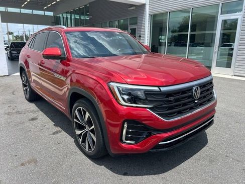Used 2024 Volkswagen Atlas Cross Sport SEL Premium R-Line AWD/4WD image 3