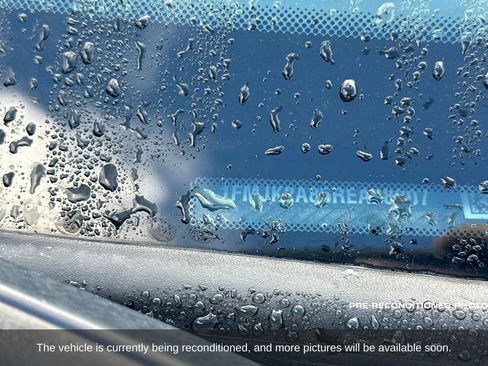 Used 2024 Ford Expedition Max Limited image 2