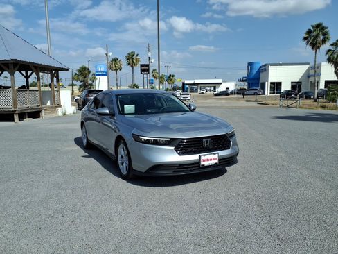 Certified 2023 Honda Accord LX image 2