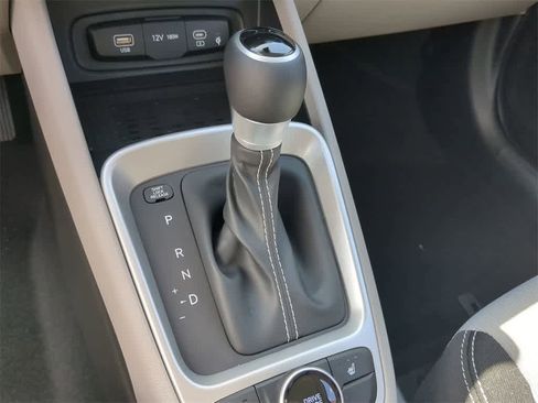 New 2026 Hyundai Venue SEL image 32