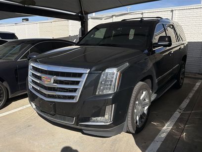 Used 2019 Cadillac Escalade Luxury
