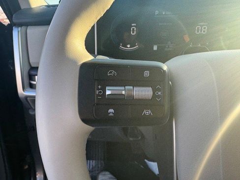 Used 2025 Hyundai Santa Fe SEL image 14