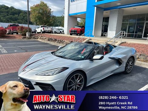 Used 2024 Chevrolet Corvette Stingray Convertible w/ 1LT RWD image 13