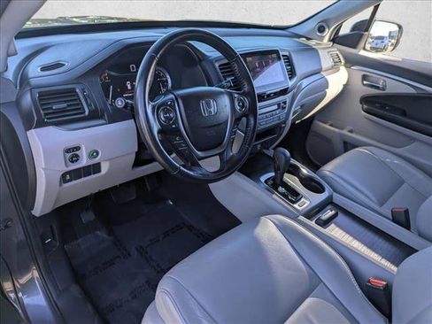 Used 2018 Honda Pilot EX-L image 9