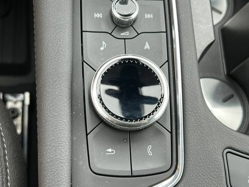 Certified 2024 Cadillac XT5 Premium Luxury AWD/4WD image 32