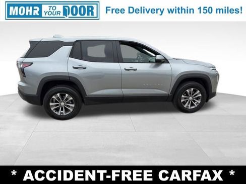 Used 2025 Chevrolet Equinox LT FWD image 6