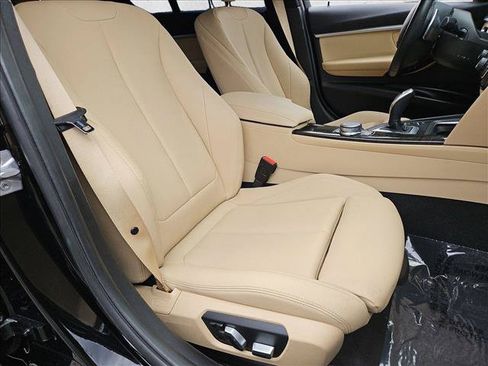 Used 2018 BMW 330i Sedan RWD image 21