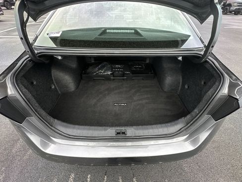 Used 2024 Nissan Altima 2.5 SR image 22