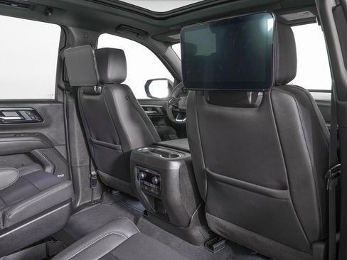 Used 2026 Chevrolet Tahoe Z71 w/ Z71 Off-Road Package image 14