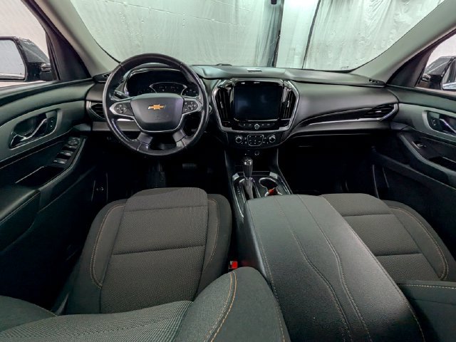 Used 2020 Chevrolet Traverse LT FWD image 9